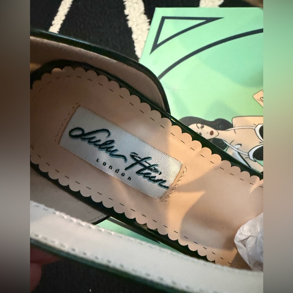 Vintage Inspired High Heel Shoes - Picture 7 of 7